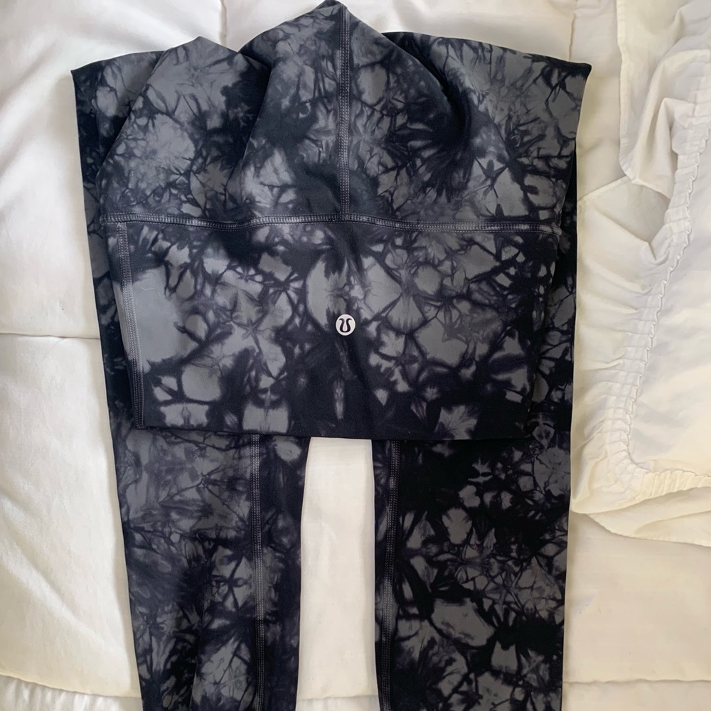 Lulu lemon leggings size 2